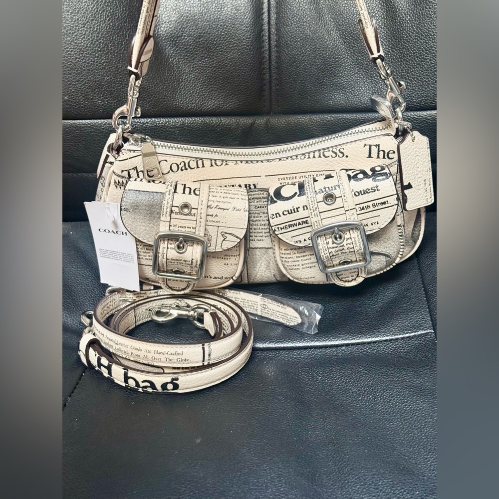 NWT Coach Ashton Shoulder Bag With Newspaper Print CDC12 - Picture 5 of 15